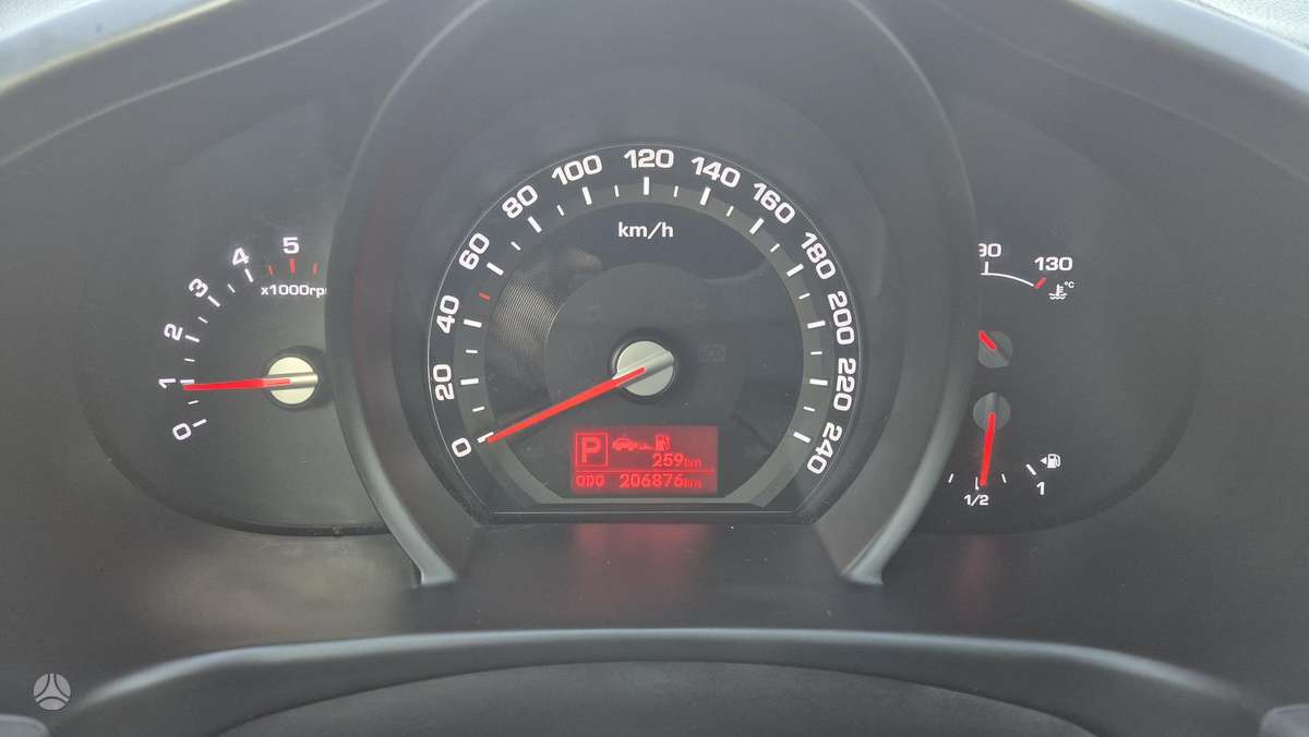 Kia Sportage 2011 — photo 11