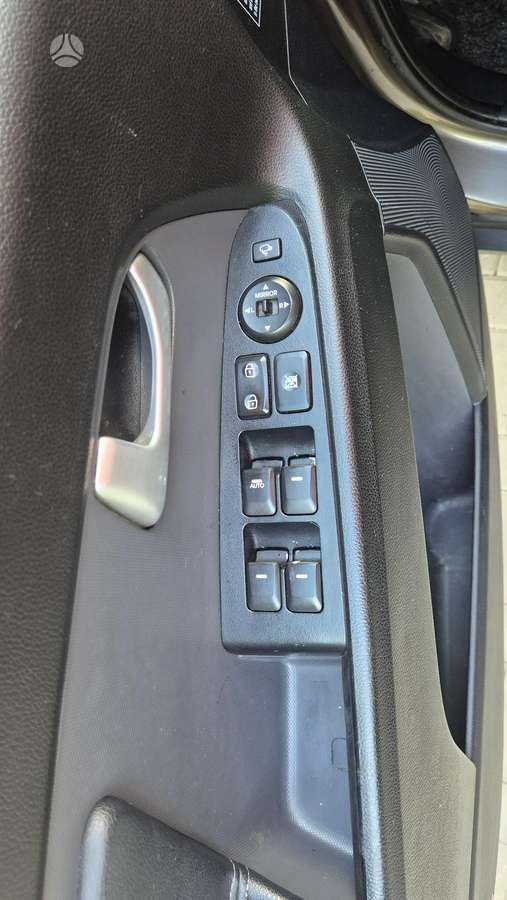 Kia Sportage 2011 — photo 13