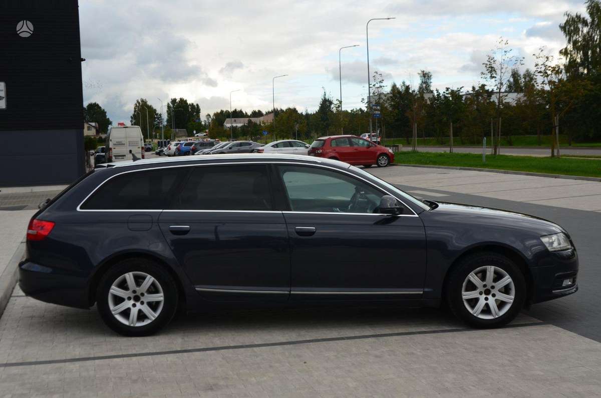 Audi A6 2011 — photo 10