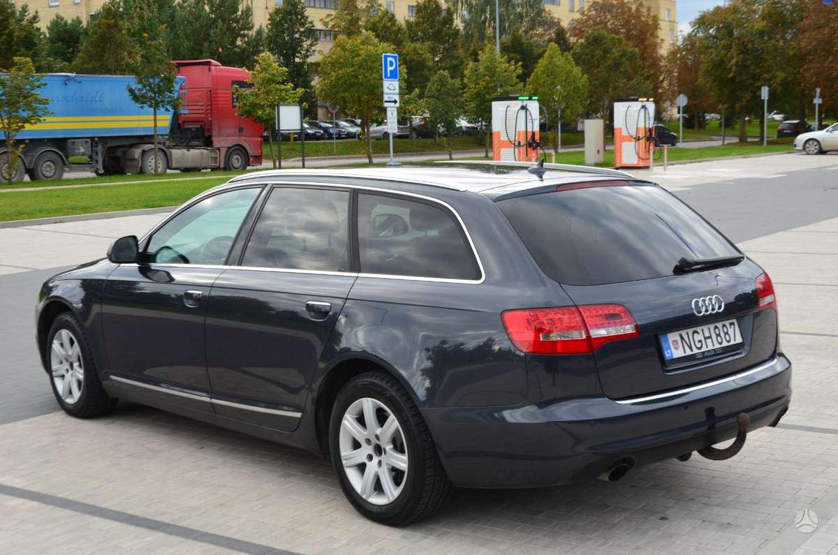 Audi A6 2011 — photo 16