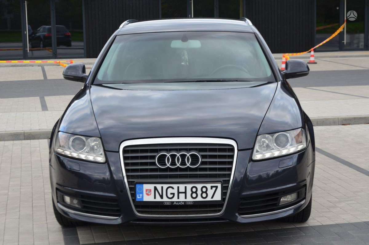 Audi A6 2011 — interior