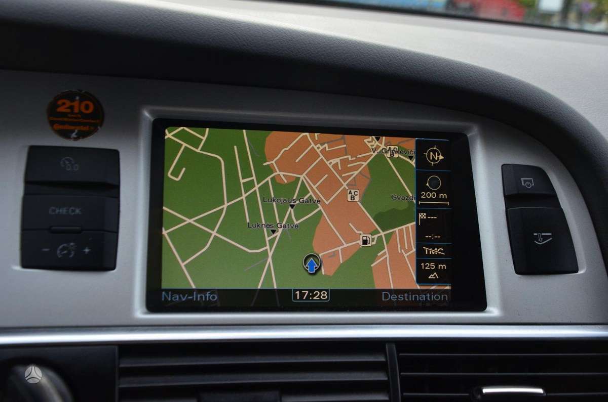 Audi A6 2011 — photo 34