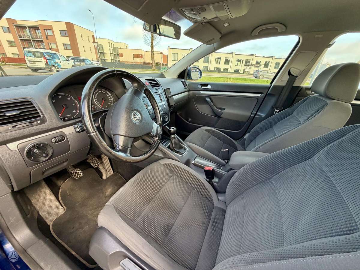 Volkswagen Golf 2009 — photo 12