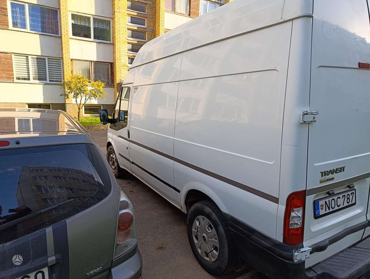 Ford Transit 2010 — photo 6