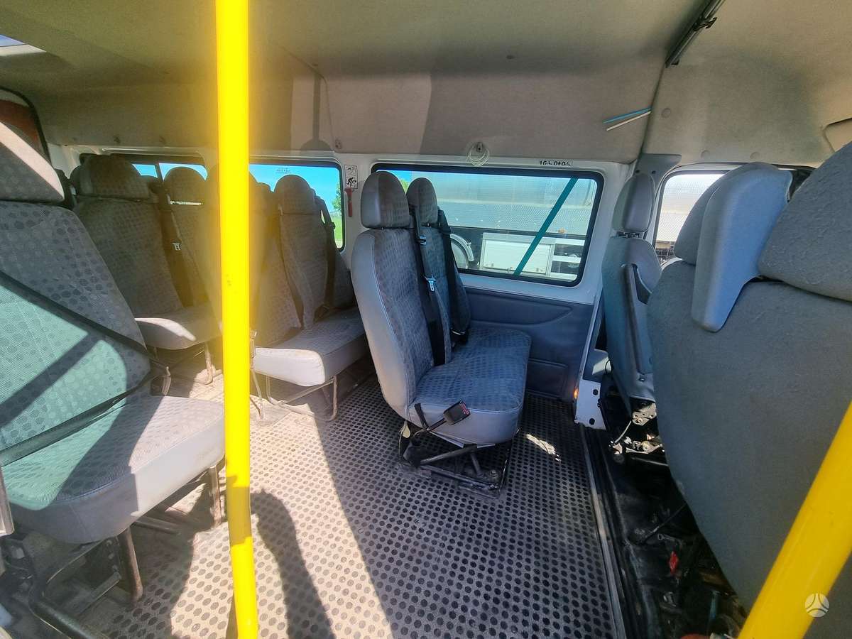 Ford Transit 2011 — photo 10
