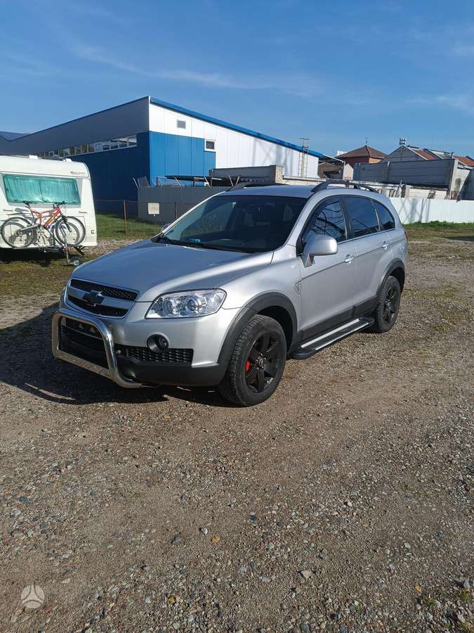 Chevrolet Captiva 2008 — вигляд ззаду