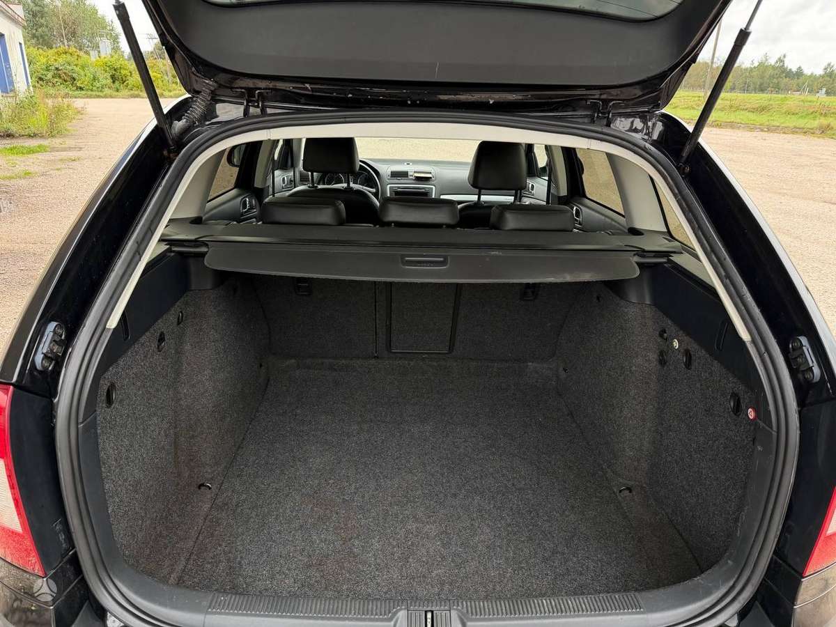Skoda Octavia 2012 — photo 14