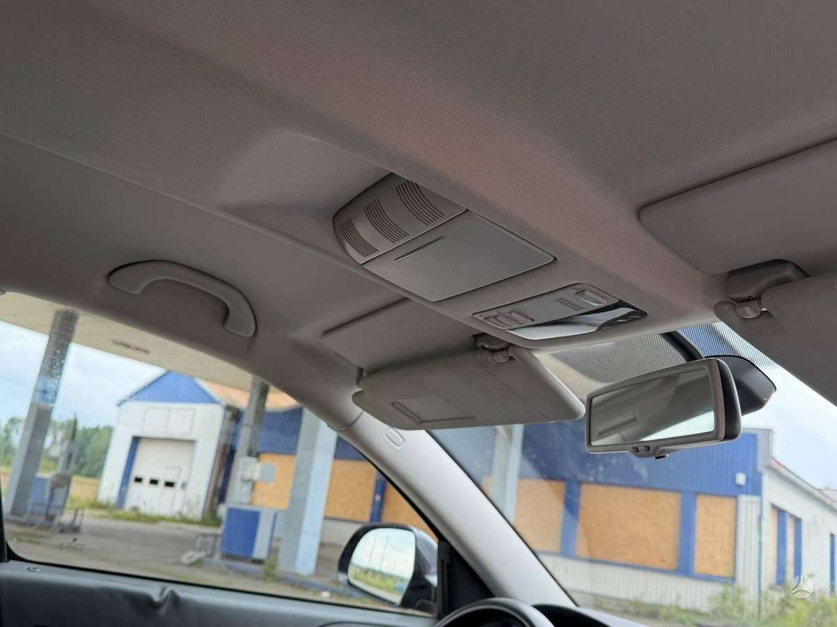 Skoda Octavia 2012 — photo 19