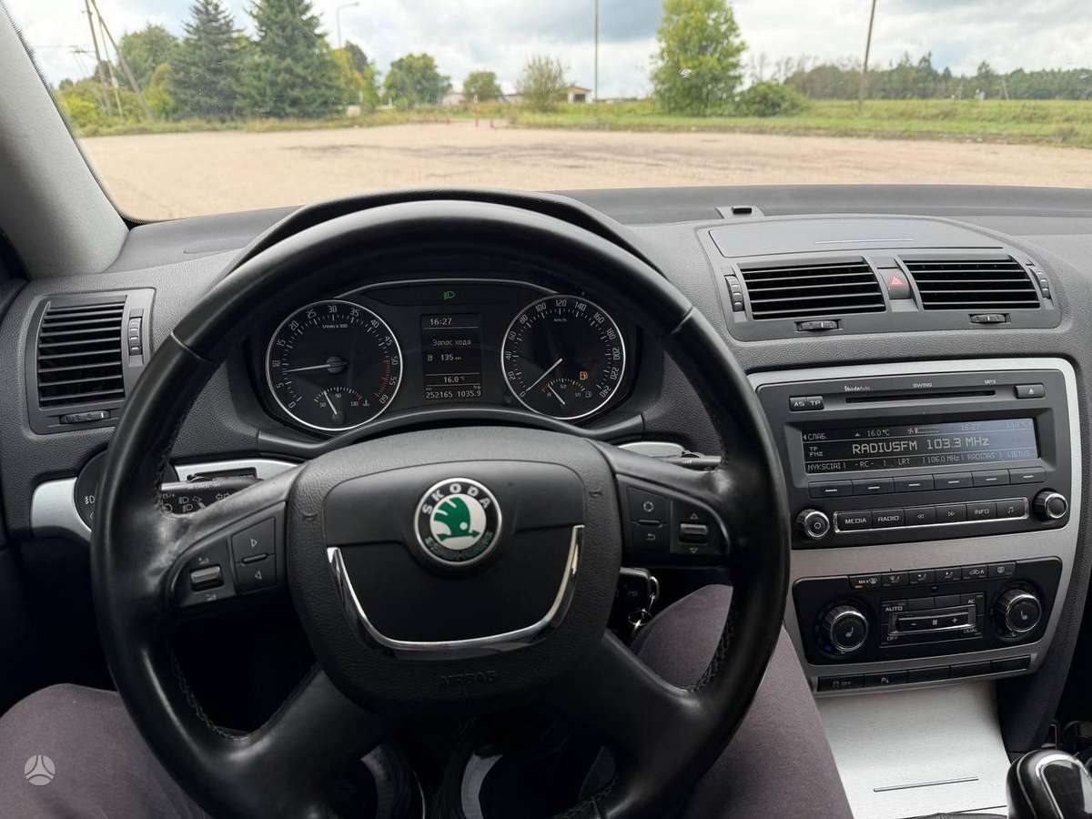 Skoda Octavia 2012 — photo 23