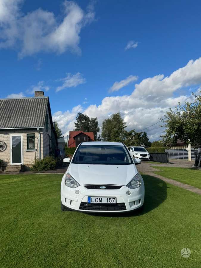 Ford S-MAX 2009 — photo 11