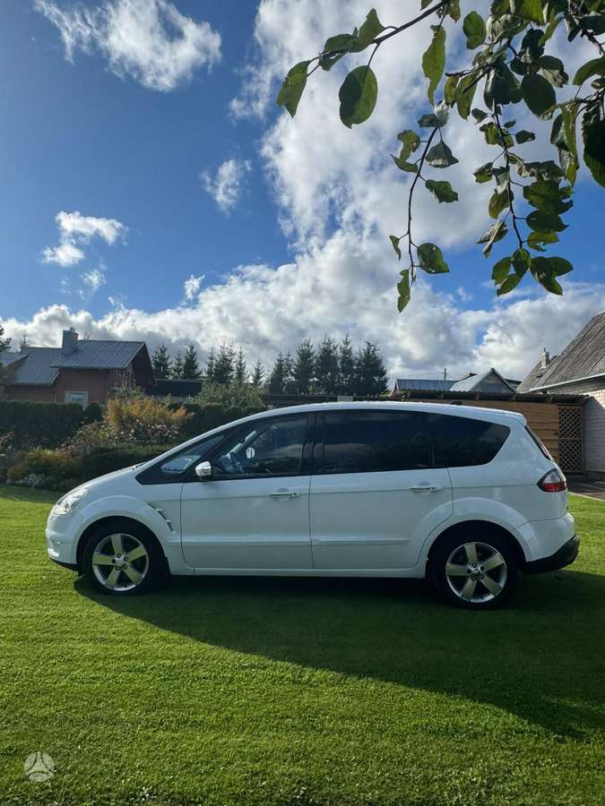 Ford S-MAX 2009 — photo 12