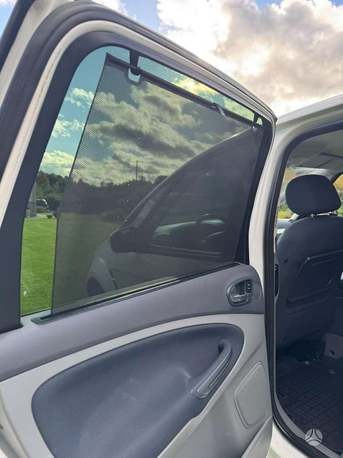 Ford S-MAX 2009 — photo 14