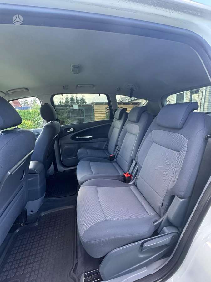 Ford S-MAX 2009 — photo 9