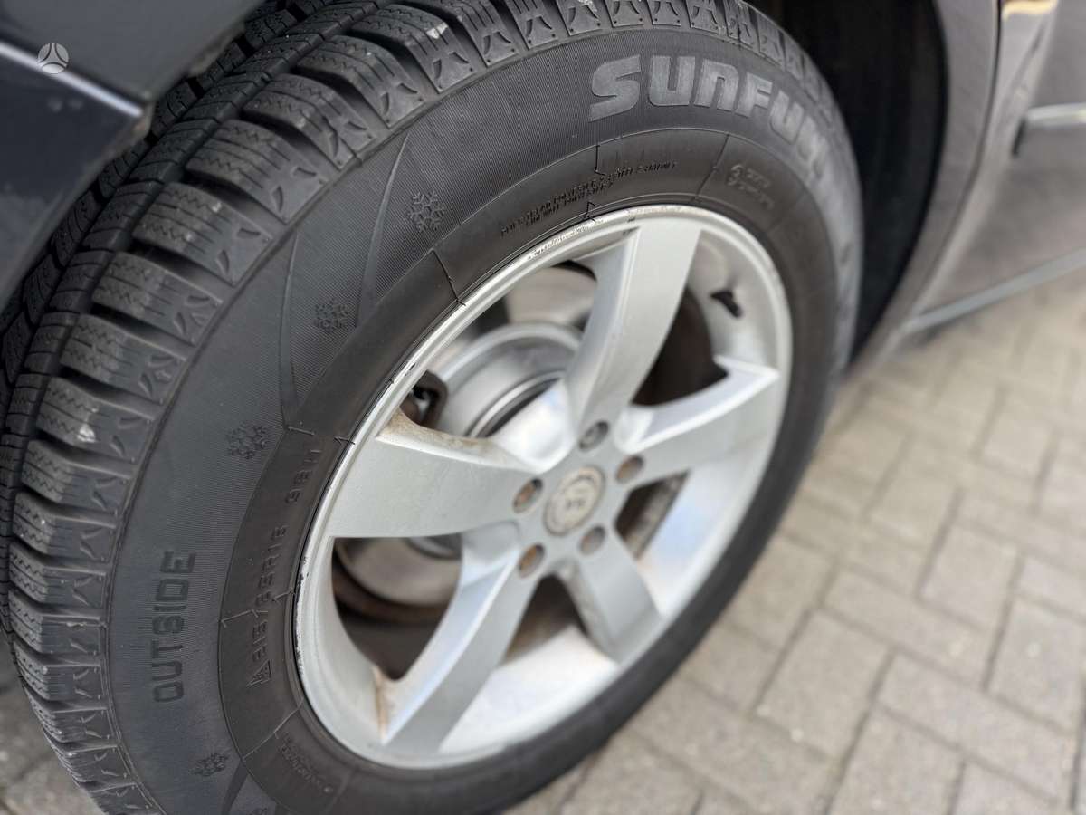 Ford S-MAX 2014 — photo 13
