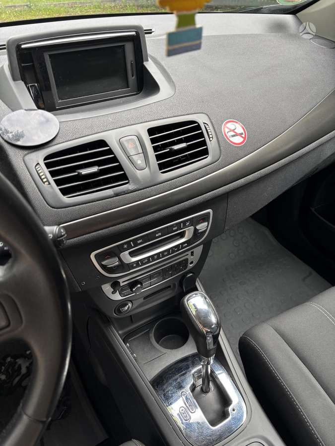 Renault Megane 2014 — фото 16