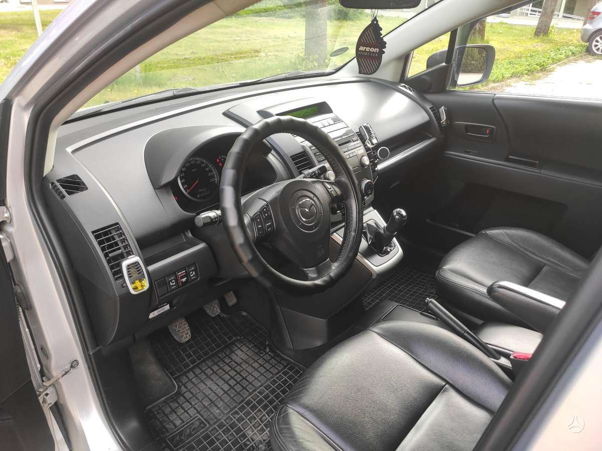 Mazda 5 2009 — photo 10