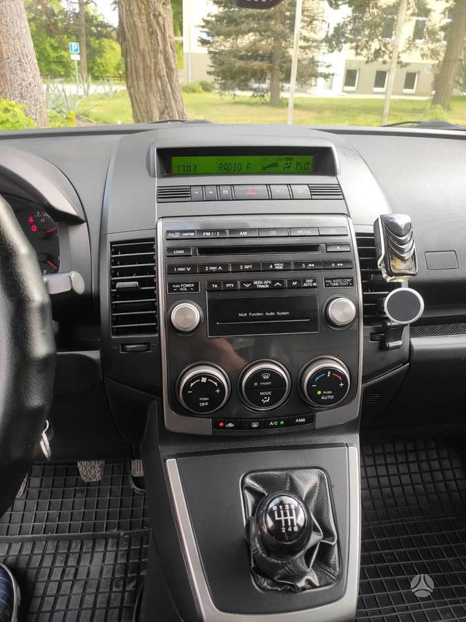 Mazda 5 2009 — photo 11