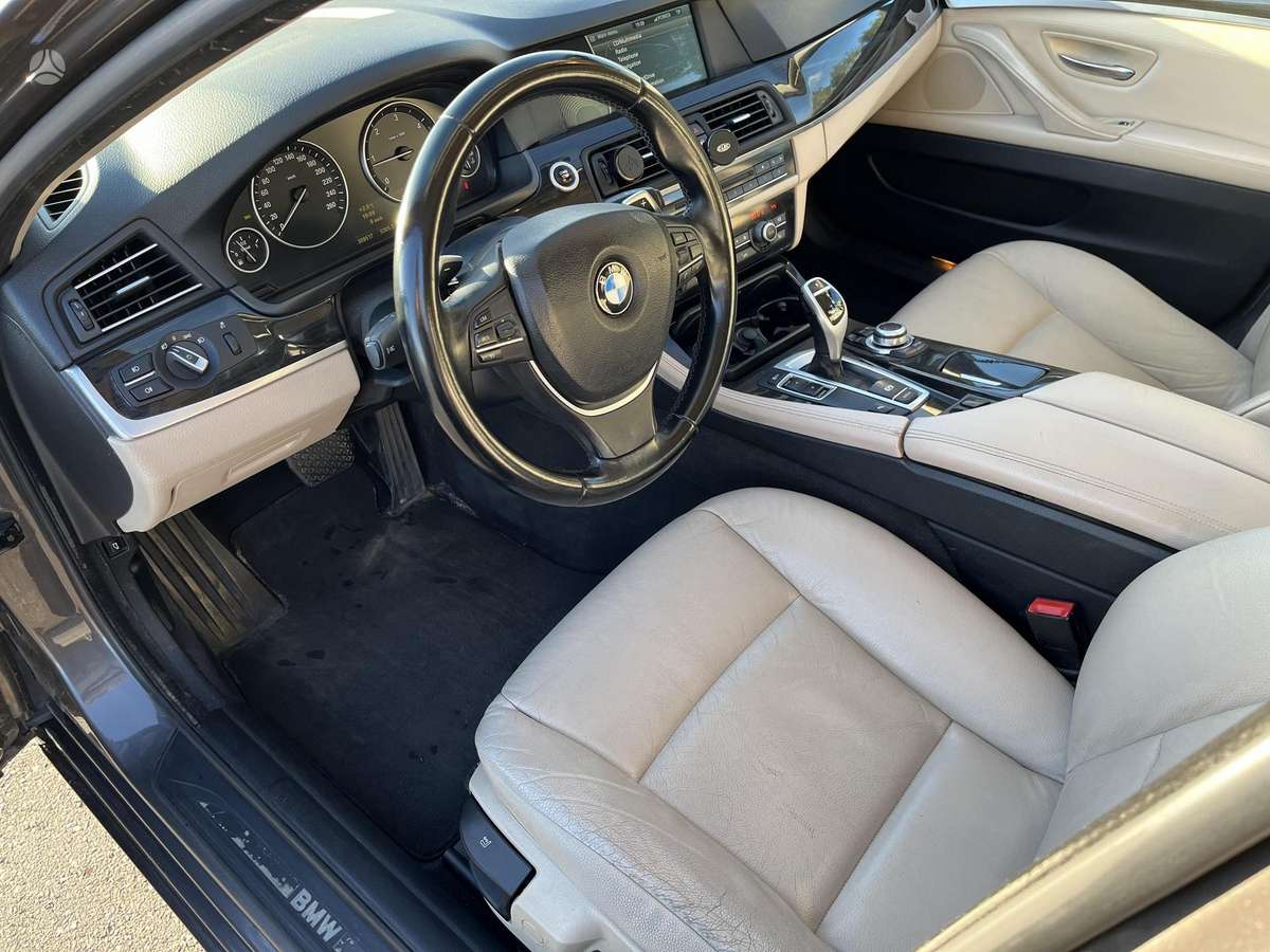 BMW 520 2011 — photo 10