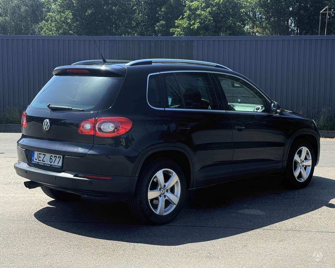Volkswagen Tiguan 2008 — interior