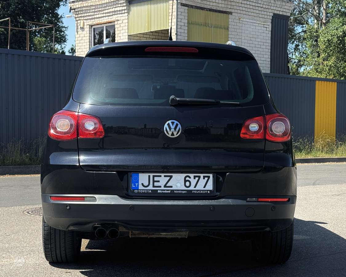 Volkswagen Tiguan 2008 — engine 1968 cm³, 140 HP (103kW)