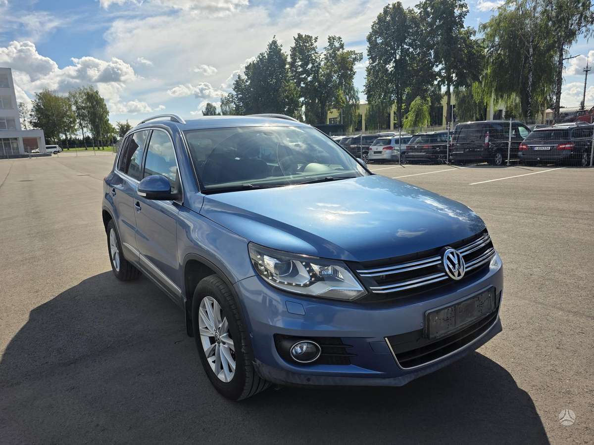 Volkswagen Tiguan 2011 — photo 19