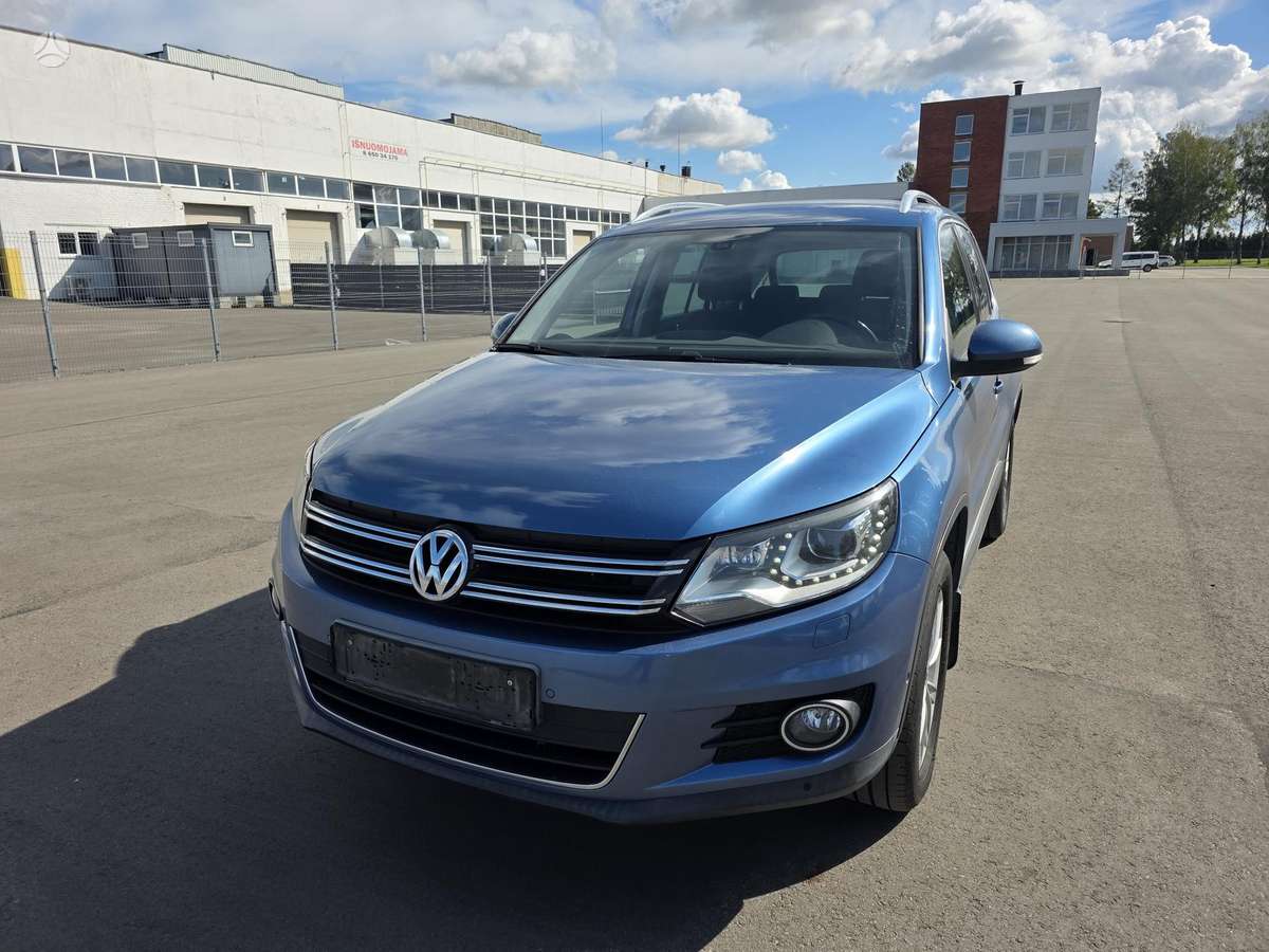 Volkswagen Tiguan 2011 — photo 22