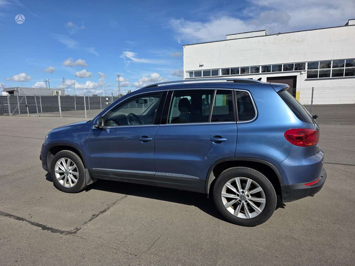 Volkswagen Tiguan 2011 — photo 6