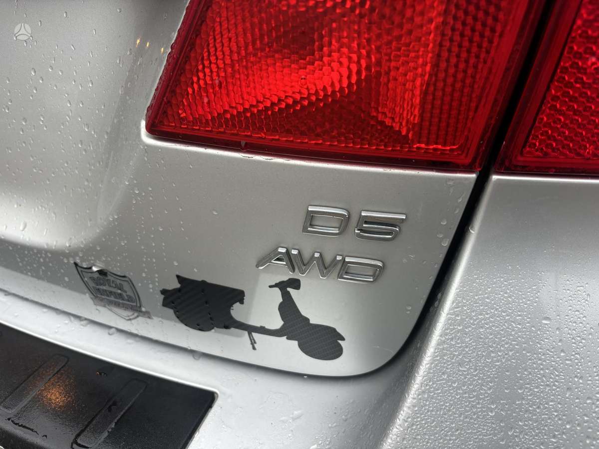 Volvo V70 2010 — engine 2401 cm³, 205 HP (151kW)