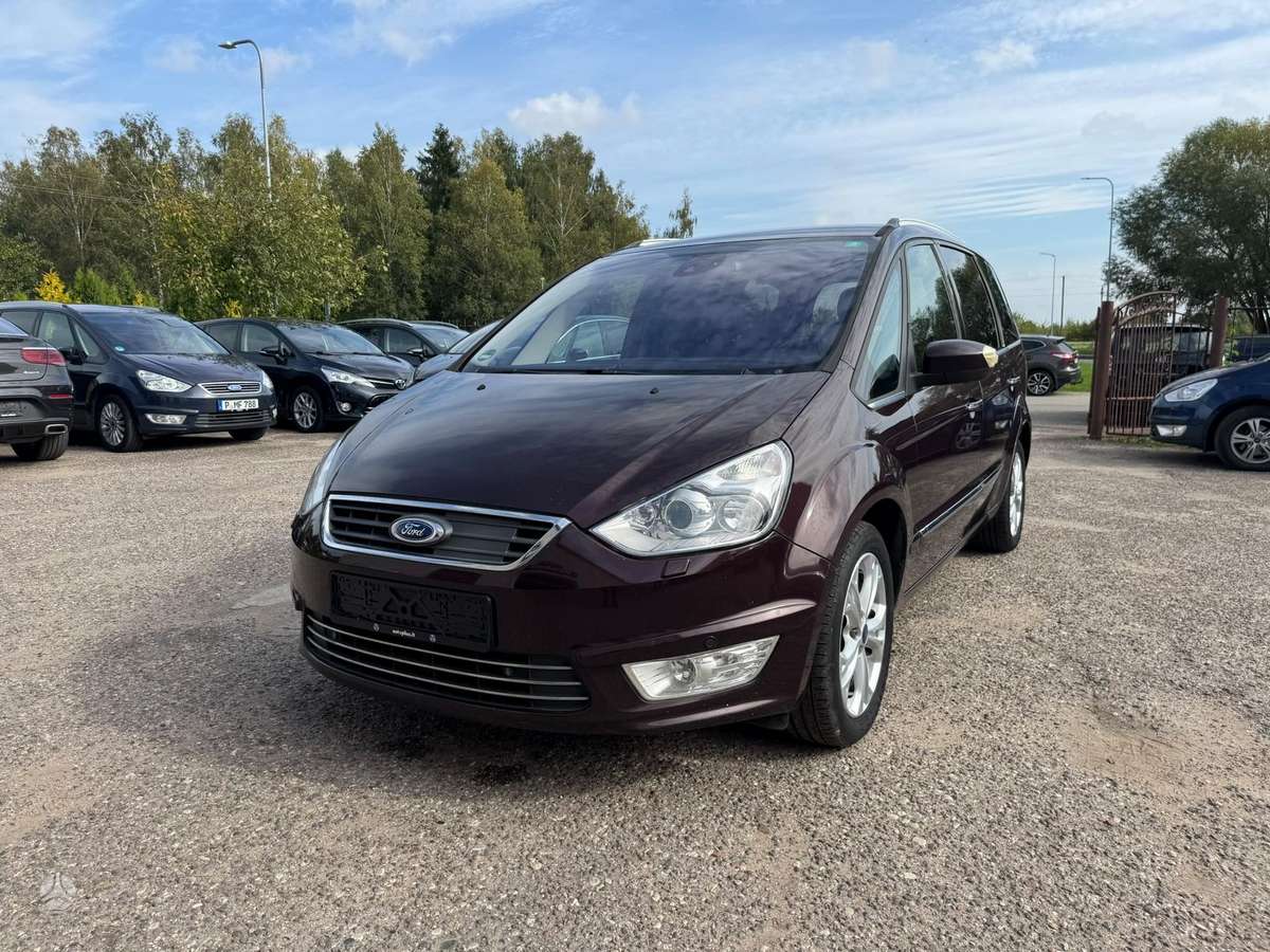 Ford Galaxy 2011 — вигляд ззаду