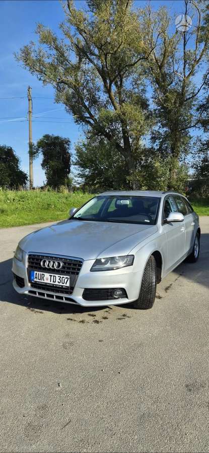 Audi A4 2008 — вигляд ззаду
