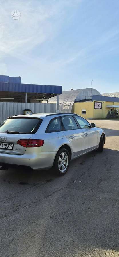 Audi A4 2008 — двигун 1968 cm³, 143 HP (105kW)