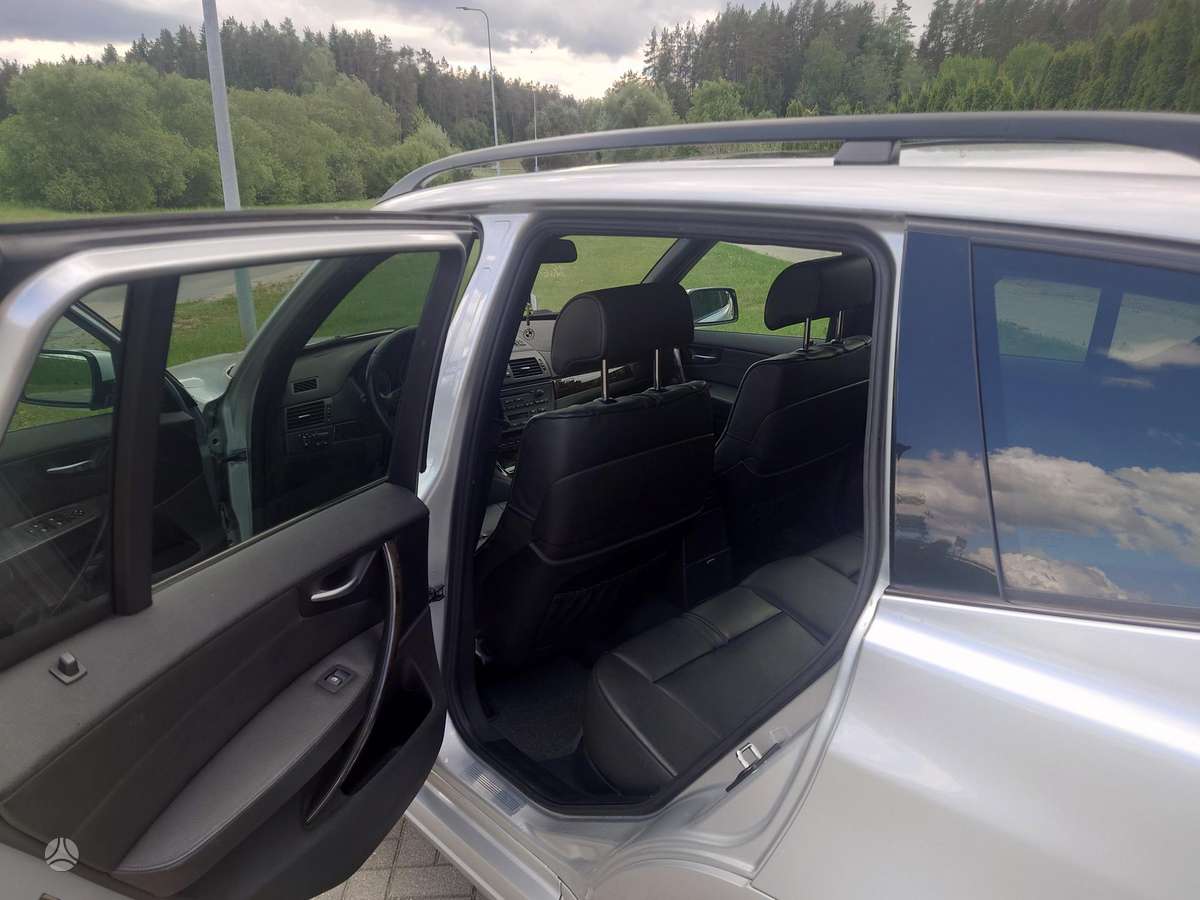 BMW X3 2007 — салон