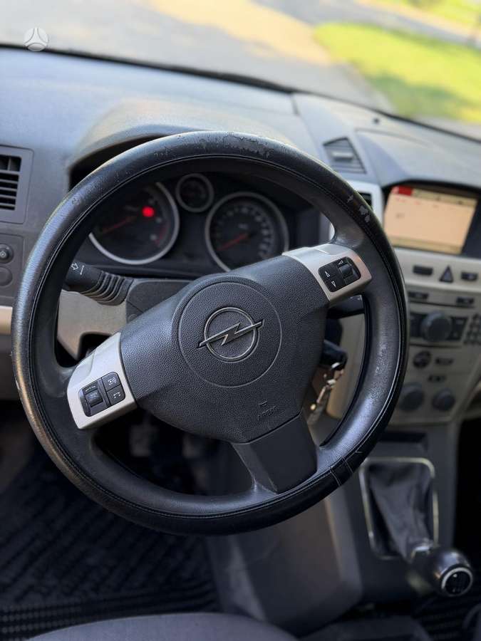 Opel Zafira 2008 — photo 16