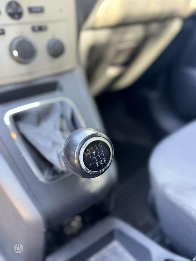 Opel Zafira 2008 — photo 18