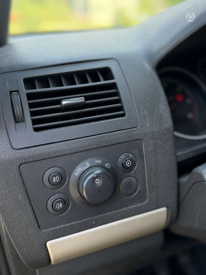 Opel Zafira 2008 — photo 25