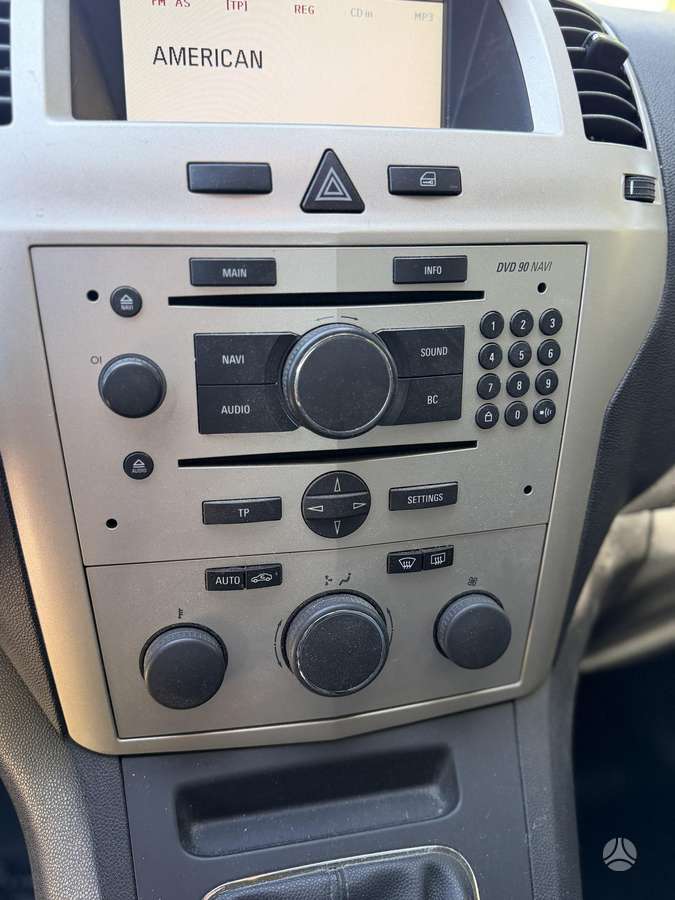 Opel Zafira 2008 — photo 28