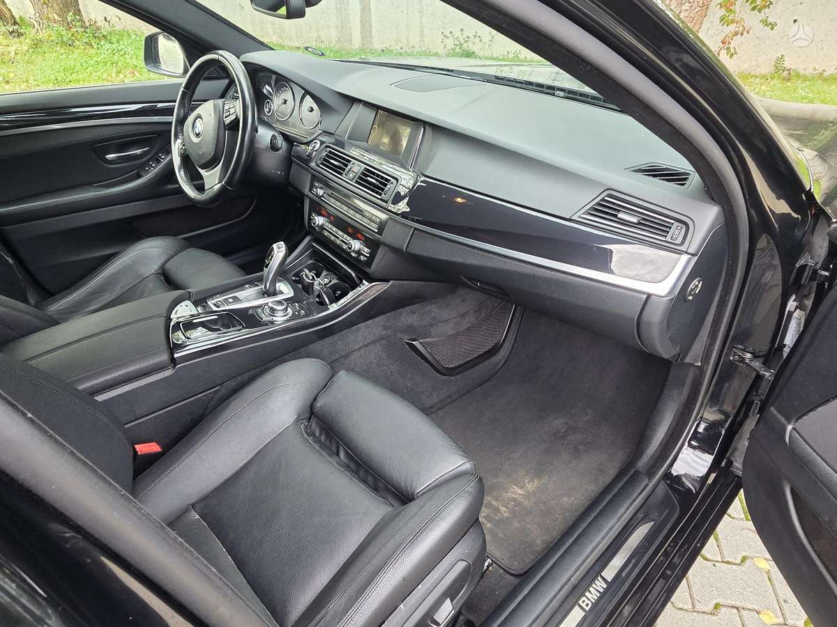 BMW 520 2014 — photo 11