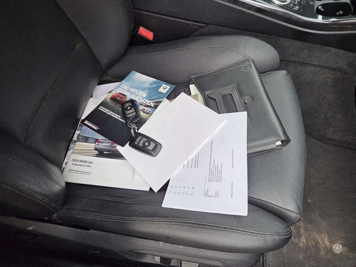 BMW 520 2014 — photo 14