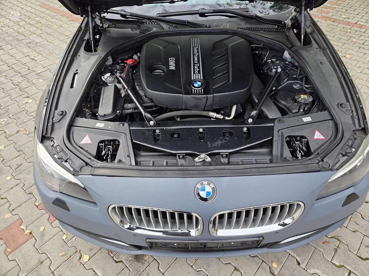 BMW 520 2014 — photo 8
