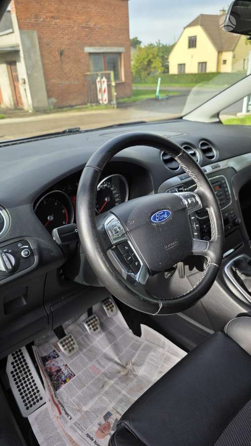 Ford S-MAX 2013 — фото 25