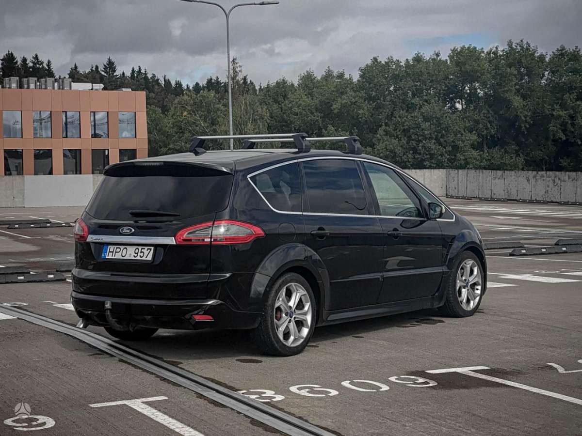 Ford S-MAX 2011 — photo 7