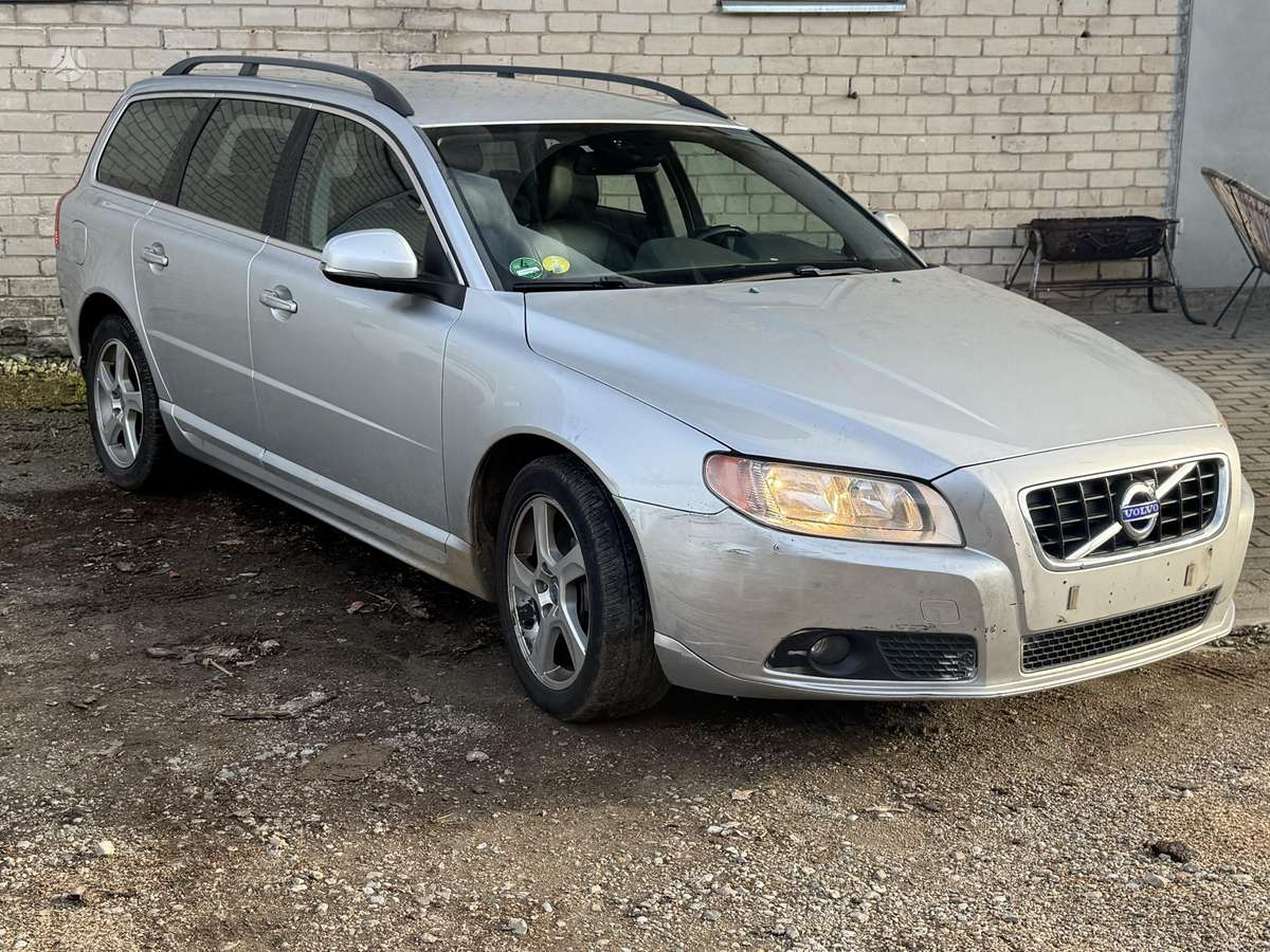 Volvo V70 2013 — двигун 1984 cm³, 163 HP (120kW)