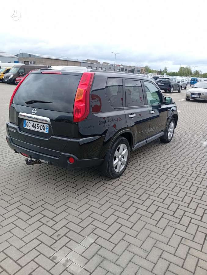 Nissan X-Trail 2007 — engine 1995 cm³, 150 HP (110kW)