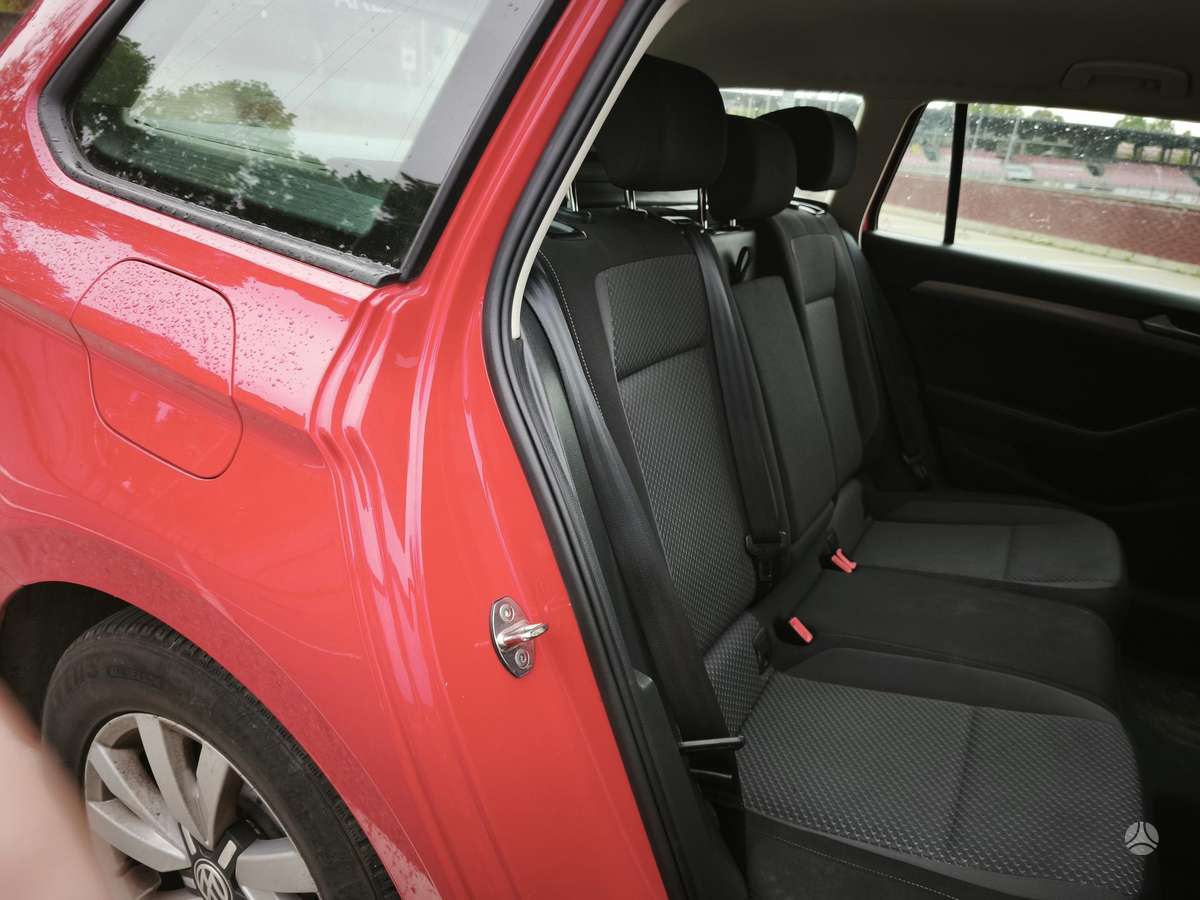 Volkswagen Passat 2015 — photo 11