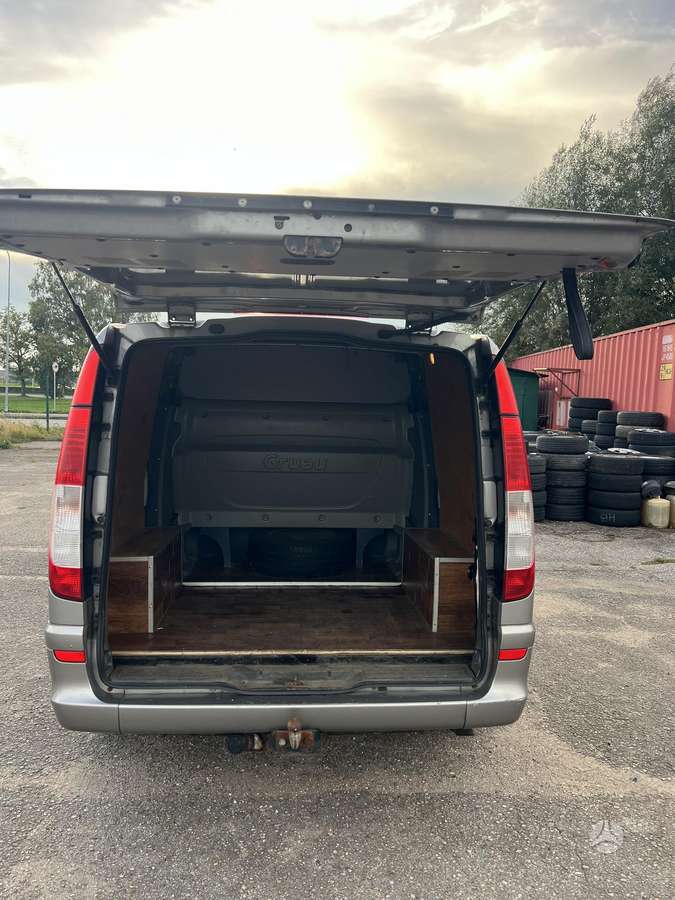 Mercedes-Benz Vito 2011 — photo 13