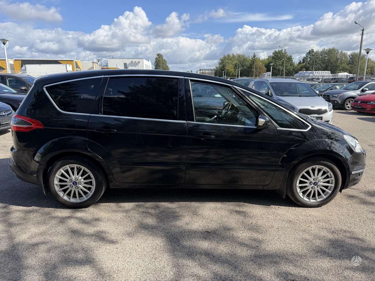 Ford S-MAX 2013 — photo 5