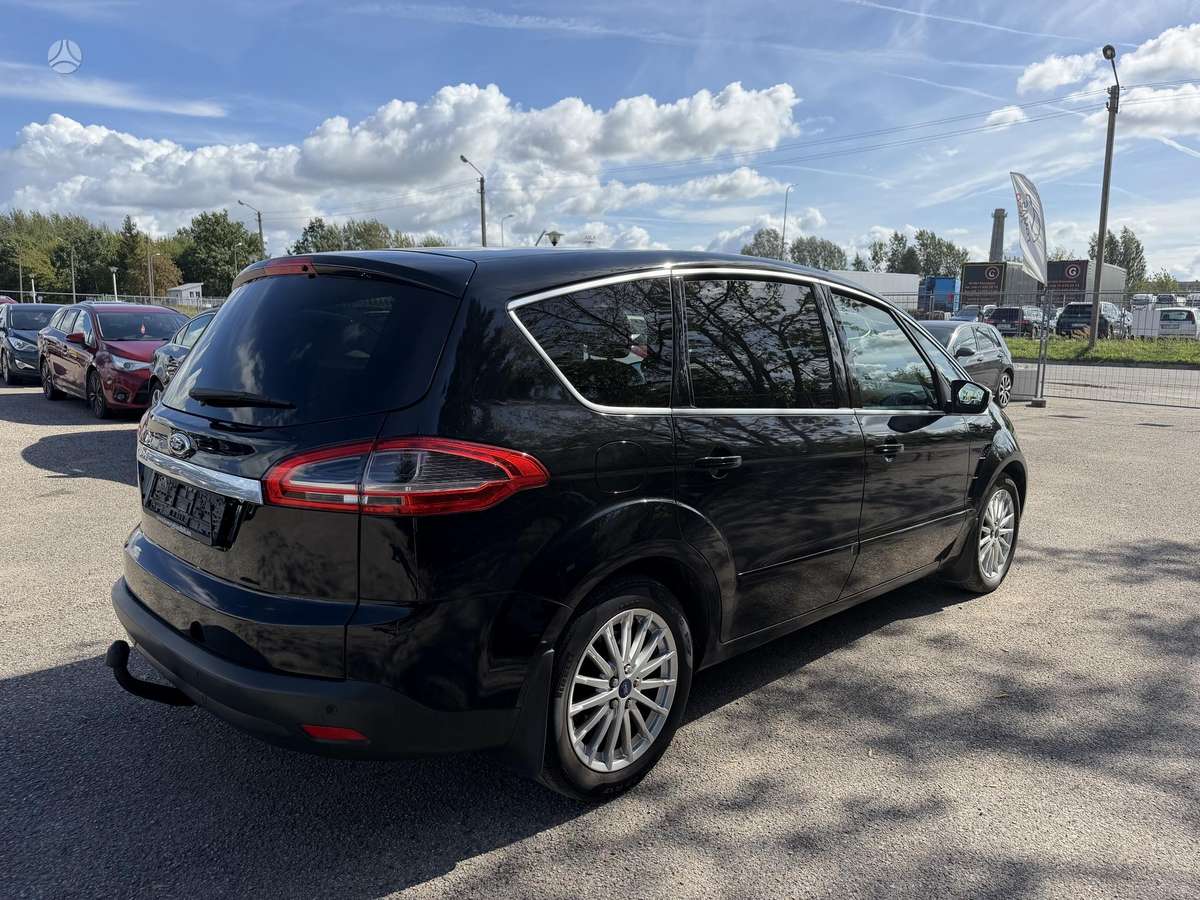 Ford S-MAX 2013 — photo 6