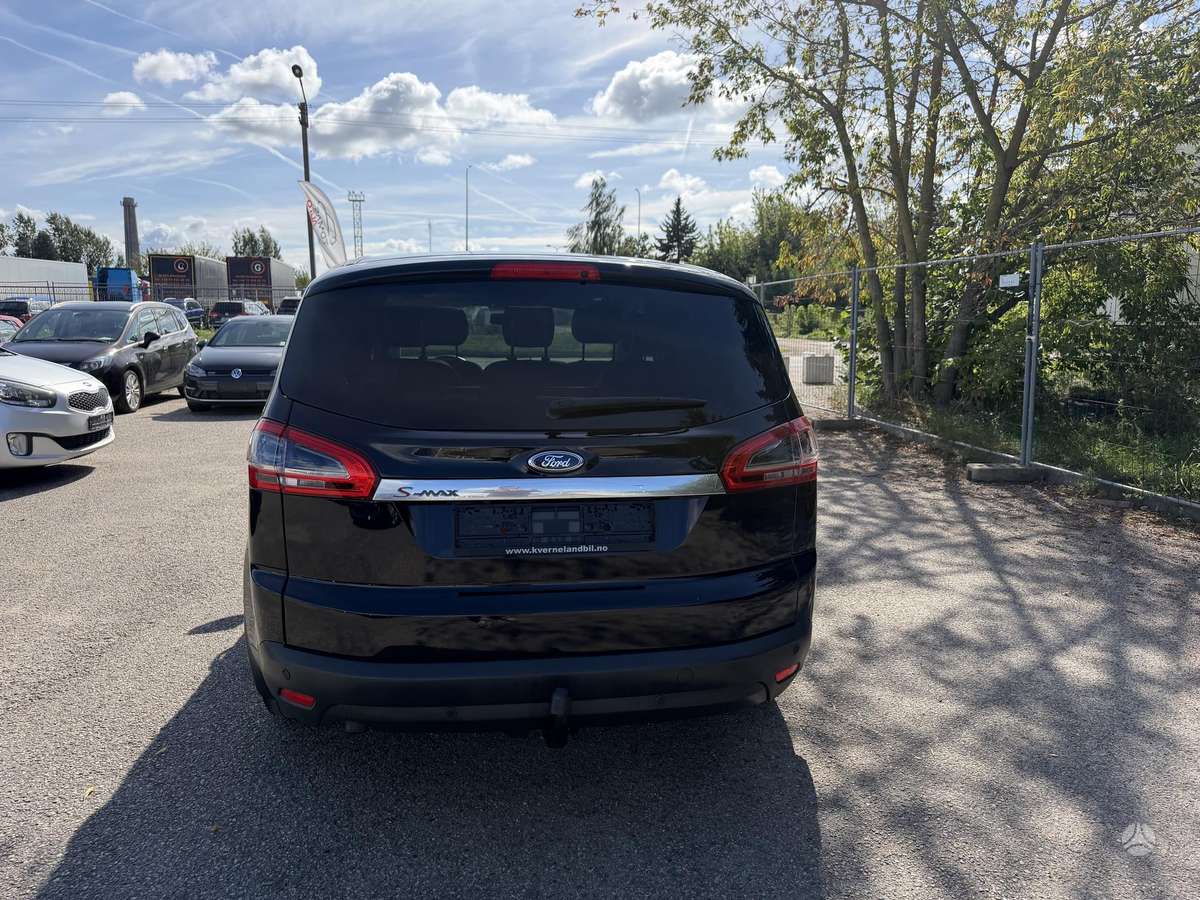 Ford S-MAX 2013 — photo 7