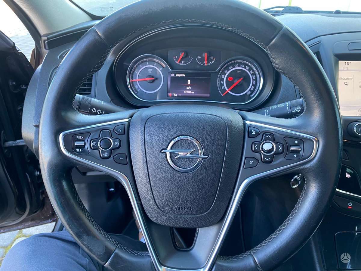 Opel Insignia 2014 — photo 13