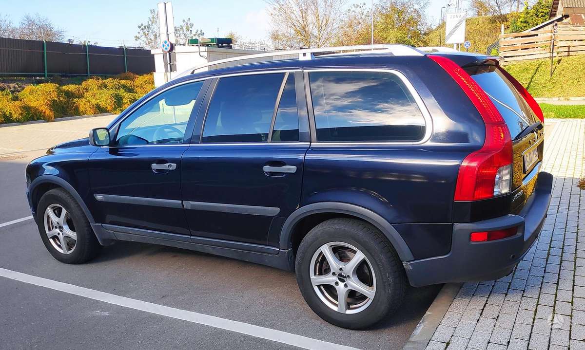 Volvo XC90 2005 — interior